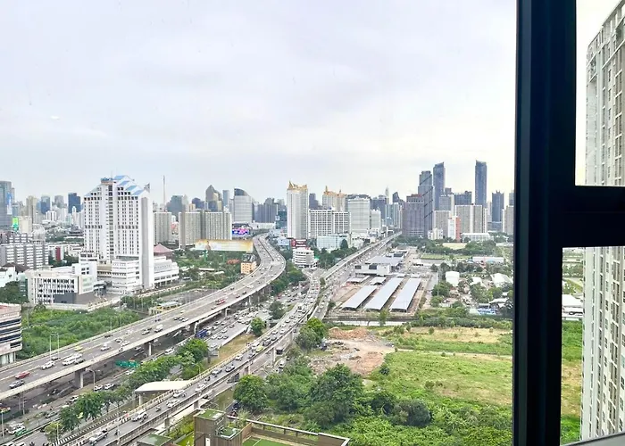 Rama 9 - Private Duplex - Fully Equipped - Sky Pool - Gym - 24hrs Mart Lägenhet *