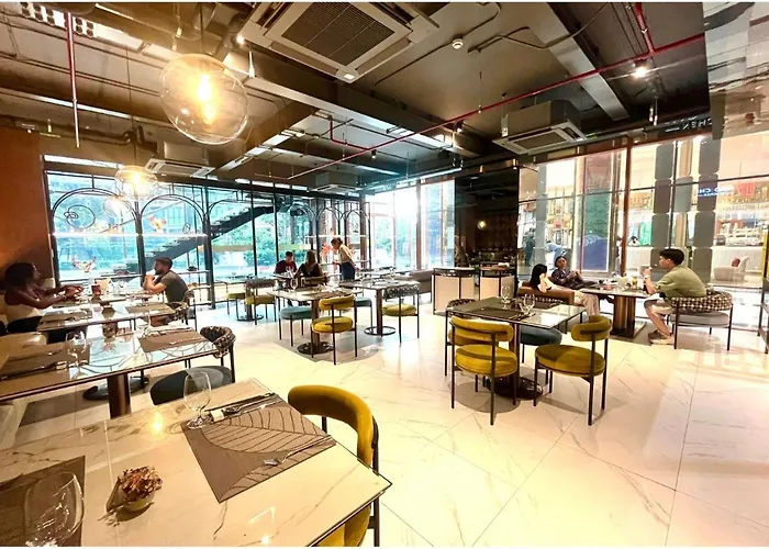Lägenhet Rama 9 - Private Duplex - Fully Equipped - Sky Pool - Gym - 24hrs Mart Bangkok