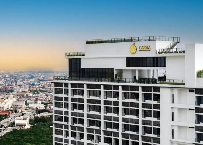 Rama 9 - Private Duplex - Fully Equipped - Sky Pool - Gym - 24hrs Mart