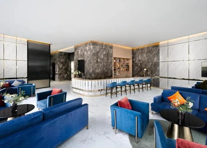 Rama 9 - Private Duplex - Fully Equipped - Sky Pool - Gym - 24hrs Mart Lägenhet *